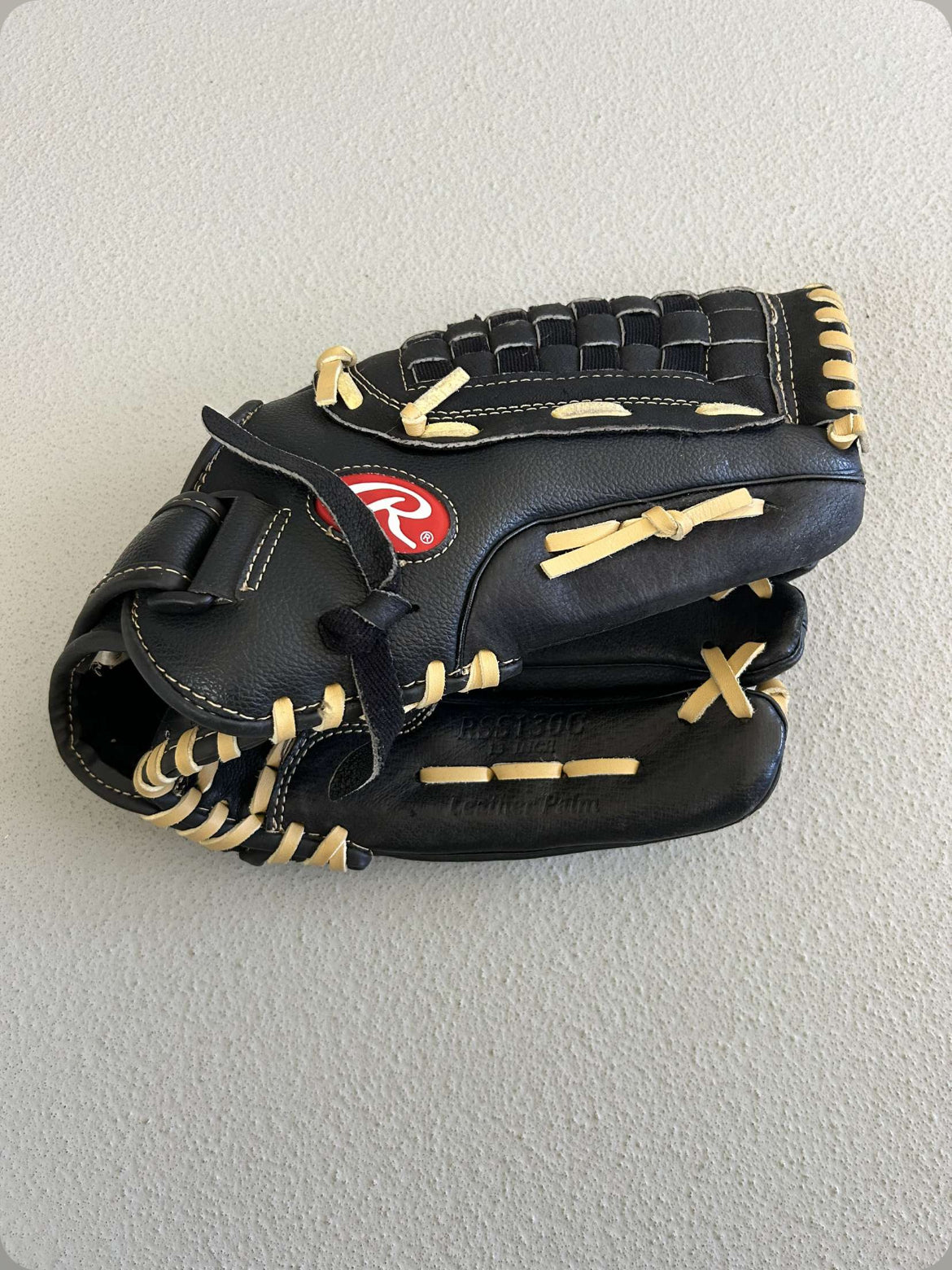 Baseball Mitt